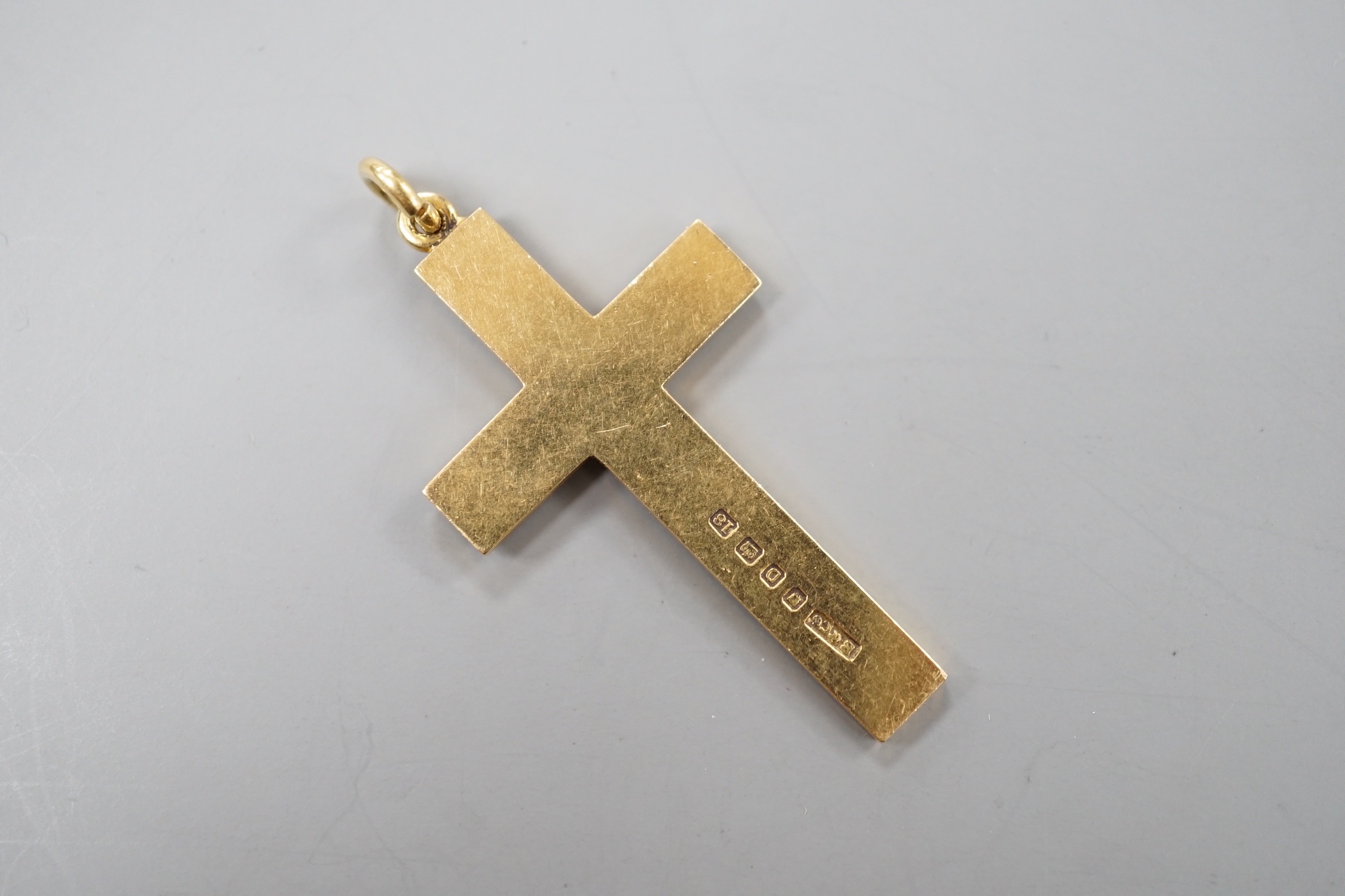 A 1940's 18ct gold cross pendant, 39mm, 8 grams.